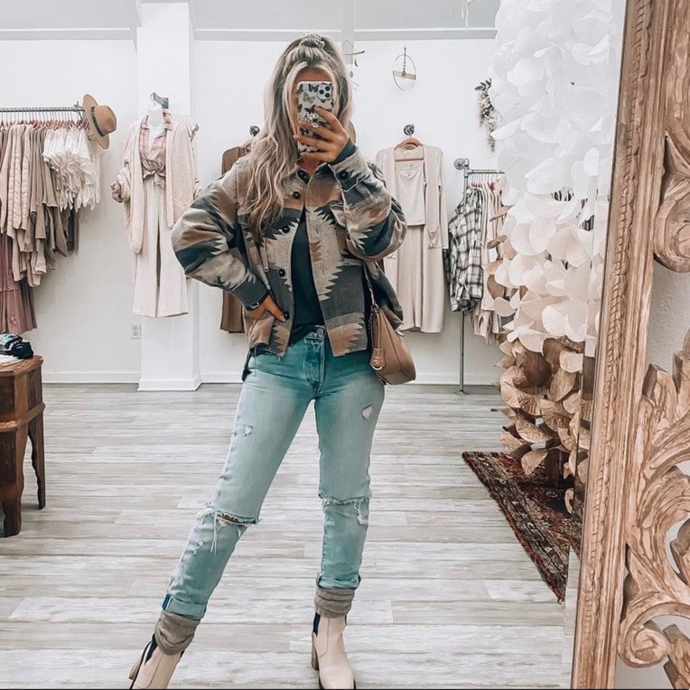 New Native El Dorado Distressed Shacket Jacket - Picture 9 of 11